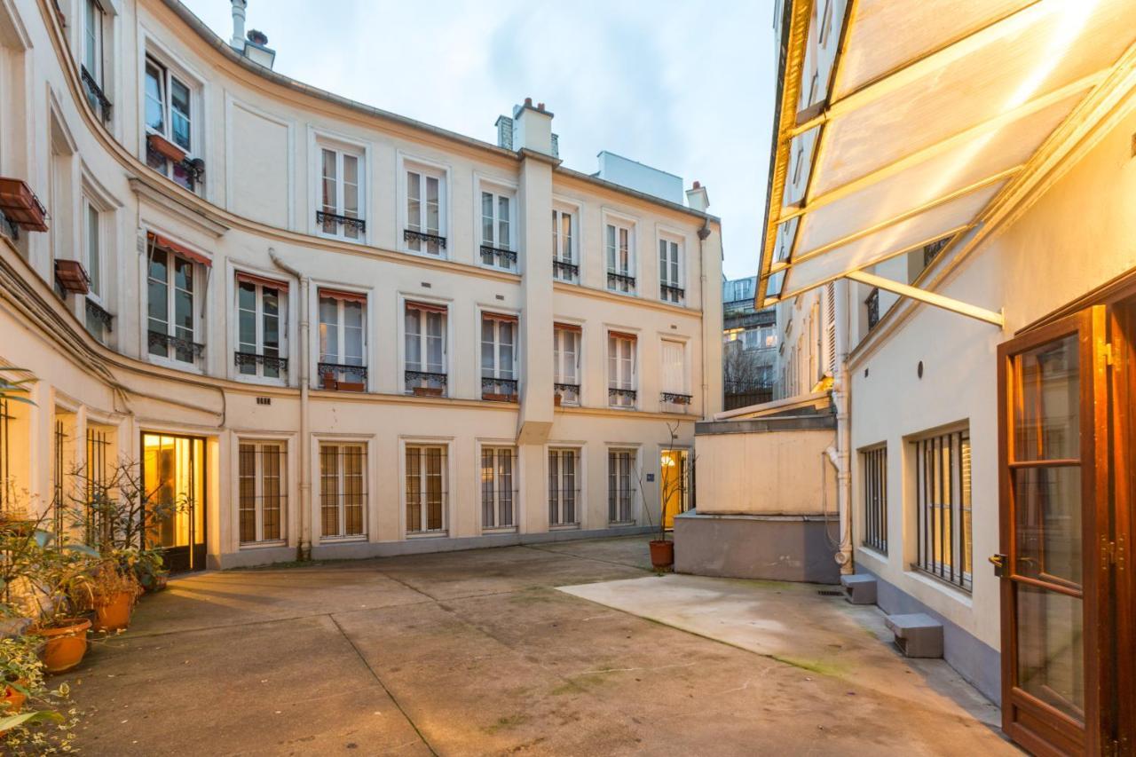 Triplex In Boulevard De Magenta By Guestready Daire Paris Dış mekan fotoğraf